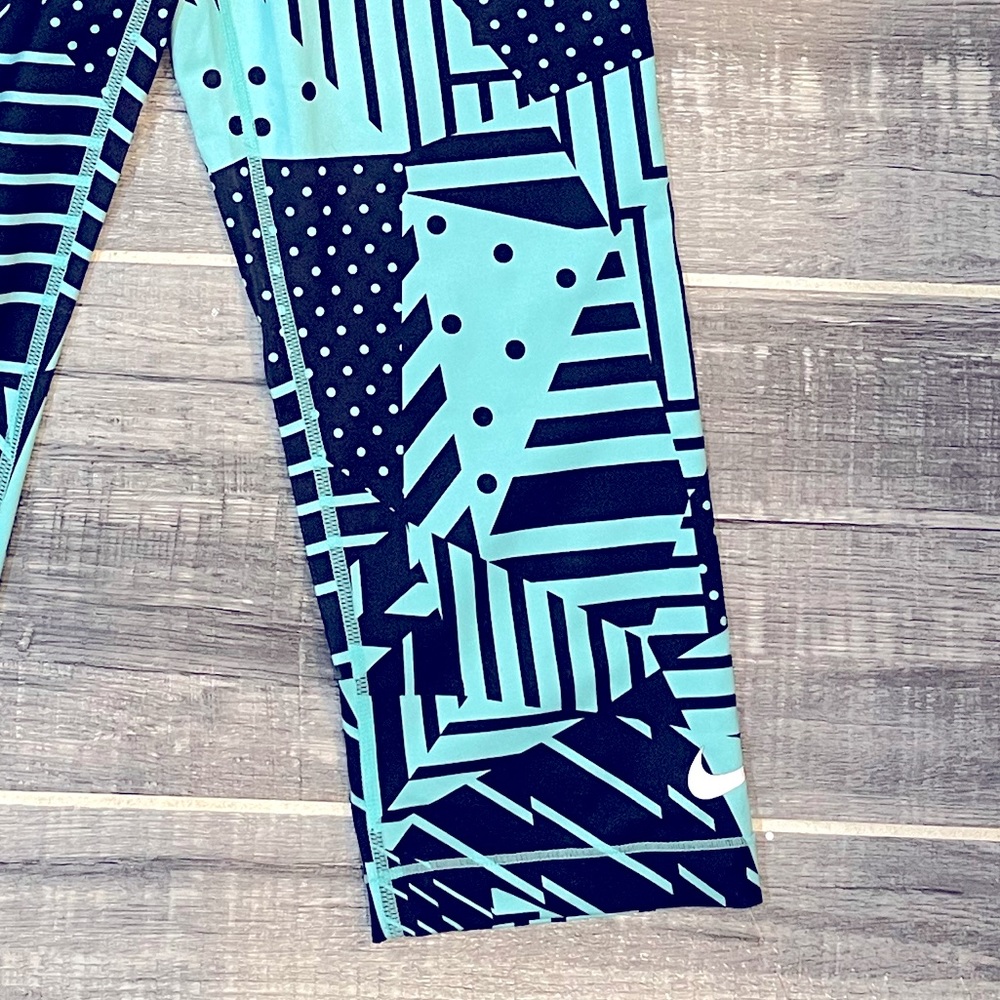 Nike Pro Turquoise Geometric Pattern Running Yoga… - image 3